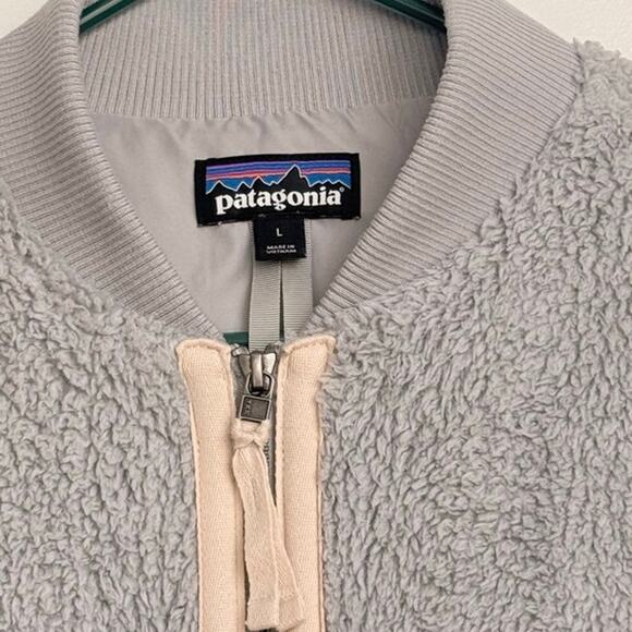 Patagonia Gray Fuzzy Fleece Full Zip Jacket Size Medium - Picture 3 of 3